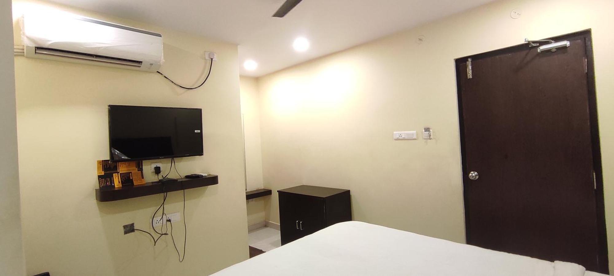 Arvind Stay Hotel, Rk Beach Vizag Visakhapatnam Exterior foto