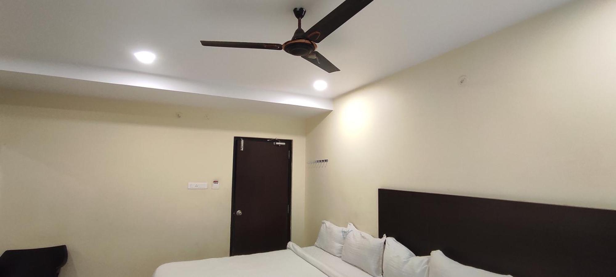 Arvind Stay Hotel, Rk Beach Vizag Visakhapatnam Exterior foto